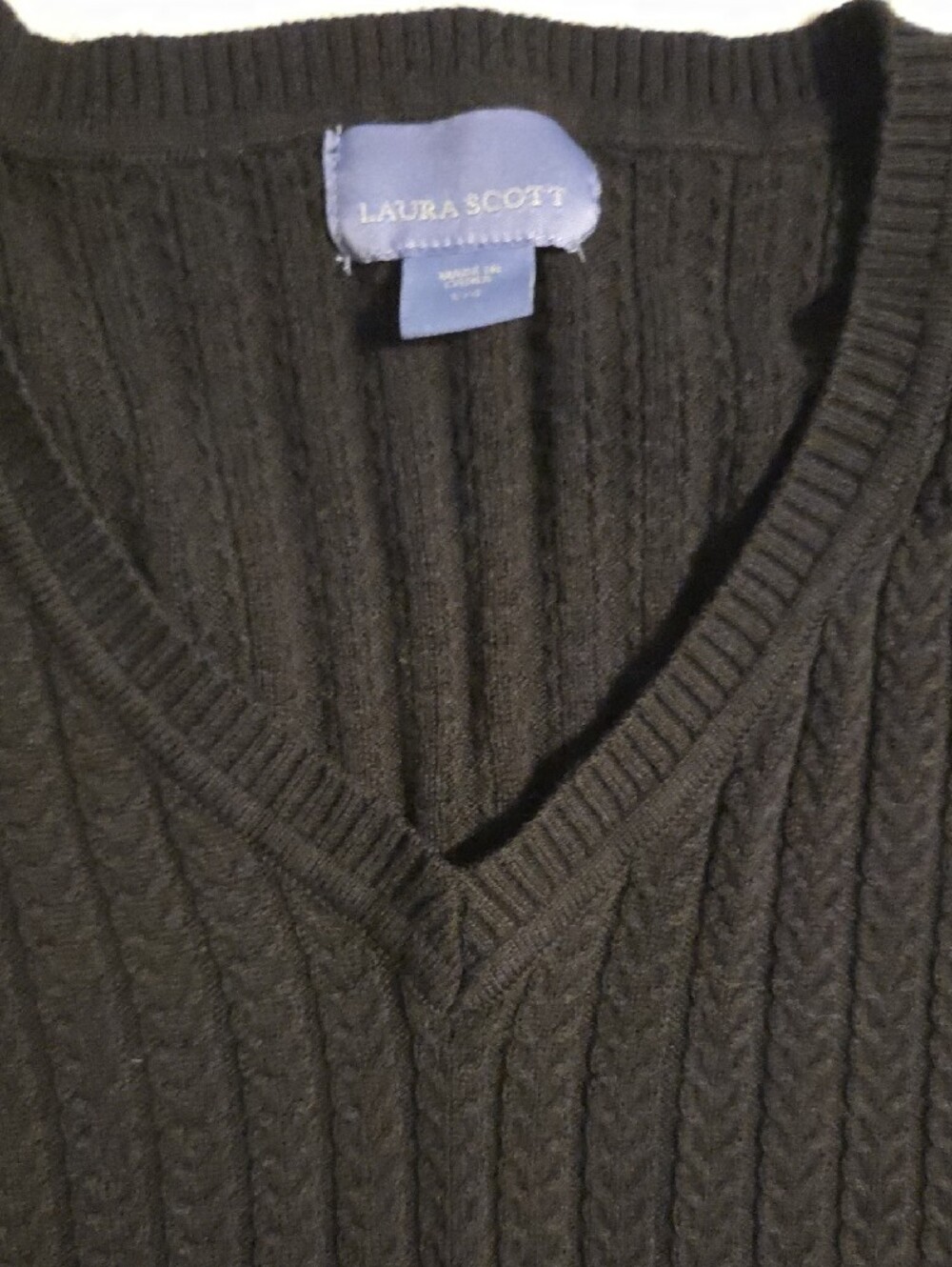Laura Scott Womans Black V-Neck Cable Knit Sweater